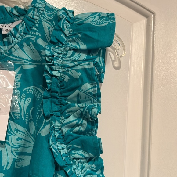 NWT Crown & Ivy peplum top. Size XL. - Picture 6 of 6